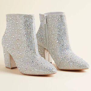 Torrid 6.5WW Wide Width Betsey Johnson Silver Rhinestone 3.5" Heel Bootie‎ Boots
